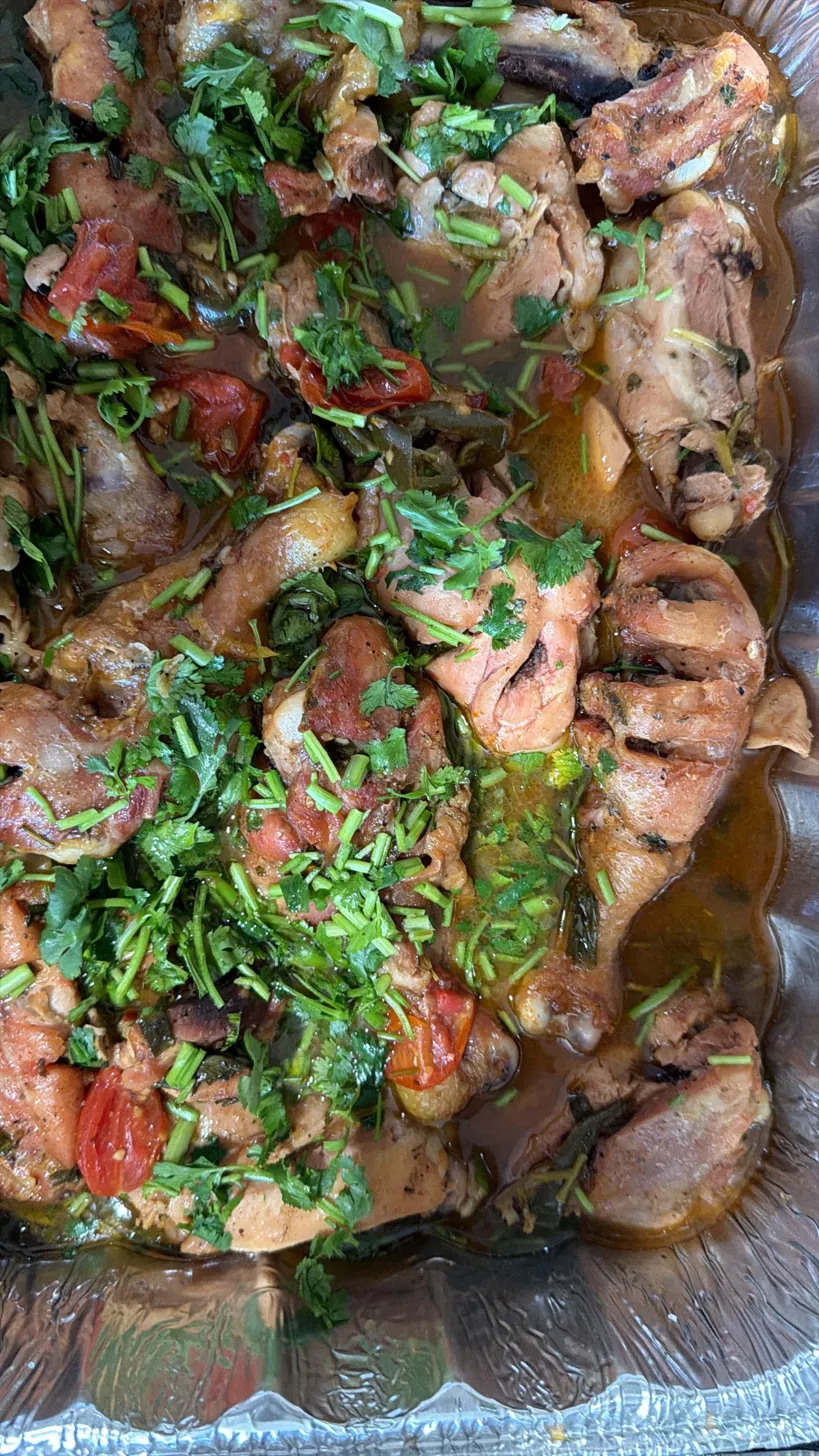 Homestyle chicken with tomatoes and cilantro